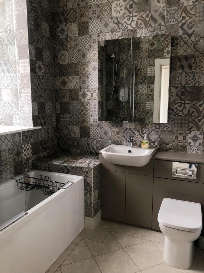 Inverness Great Glen Town House, 5 Minute Drive From Town Centre Εξωτερικό φωτογραφία