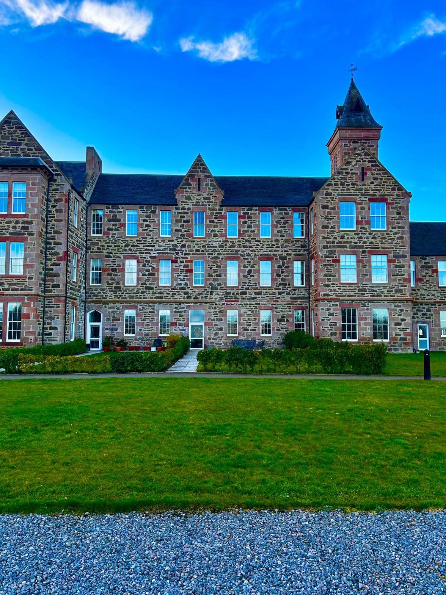 Inverness Great Glen Town House, 5 Minute Drive From Town Centre Εξωτερικό φωτογραφία